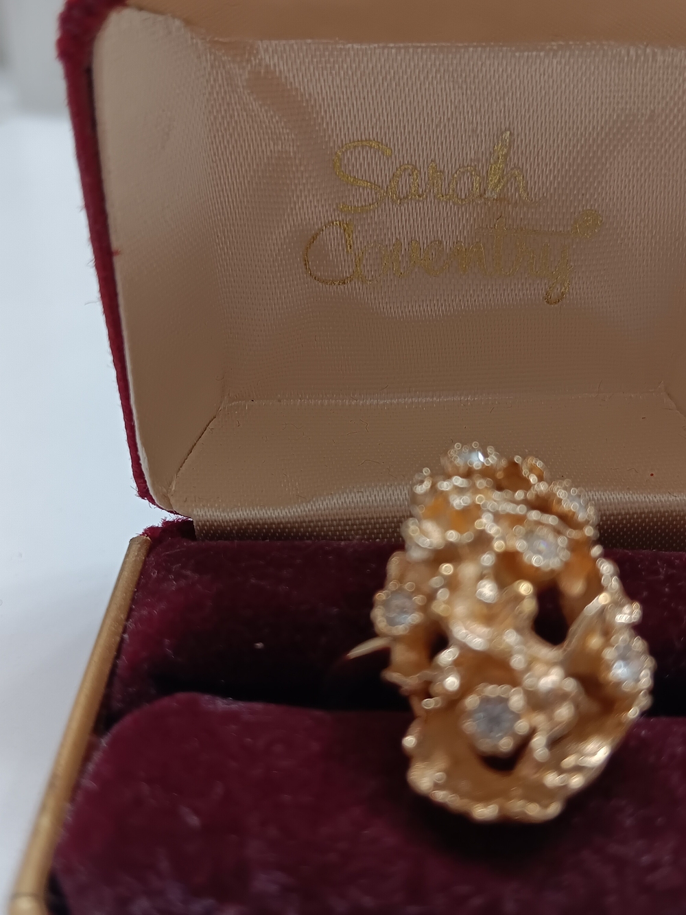 Sarah Coventry Gold Floral Cluster Ring with Clear Accents